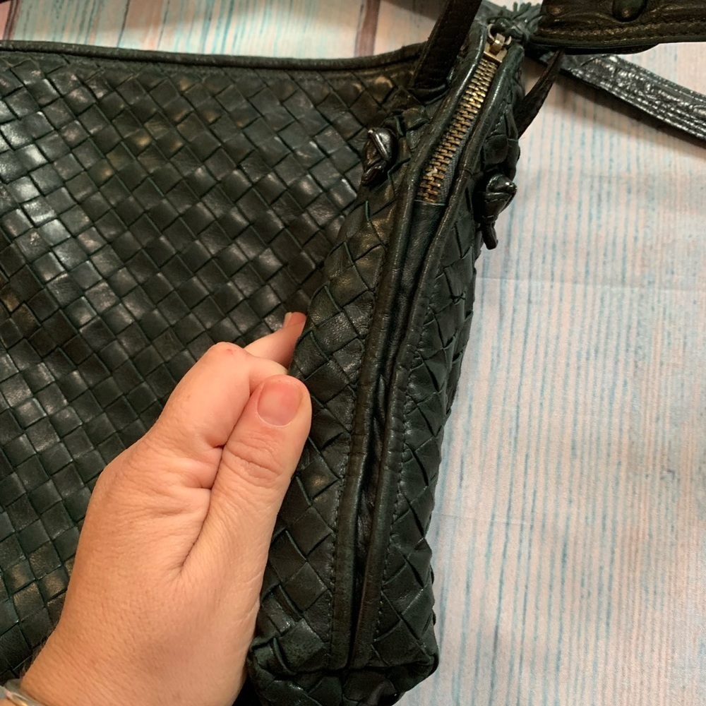 Dark green Bottega Veneta Woven Crossbody Bag - Picture 7 of 13